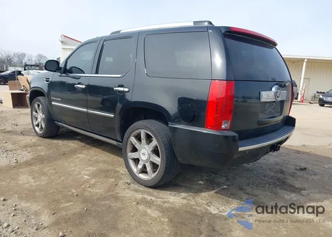 2008 Cadillac Escalade Standard z USA, uszkodzony, nr VIN 1GYFK63858R116658